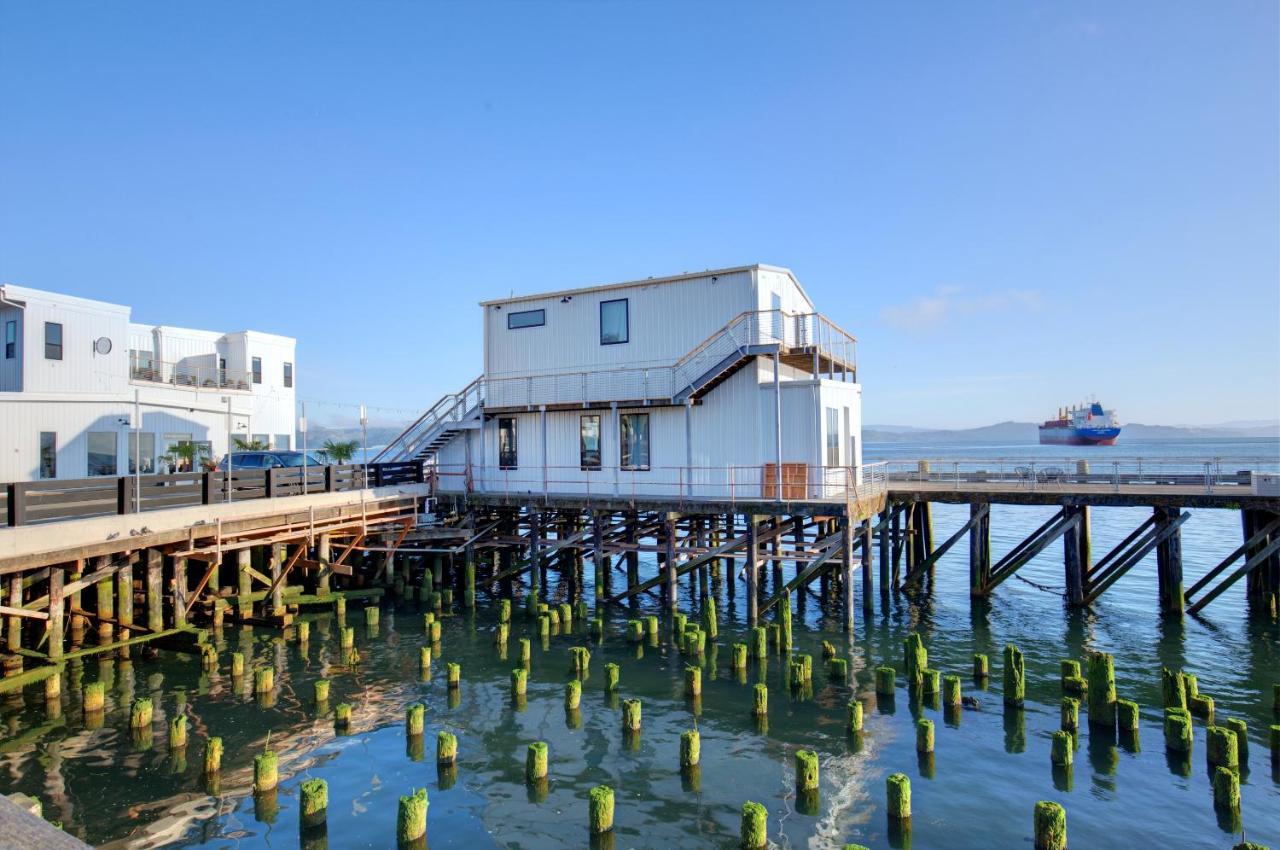 Bowline Hotel Astoria Exterior foto